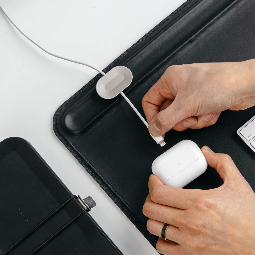 Orbitkey デスクマット Mサイズ ブラック(ブラック)：テック
