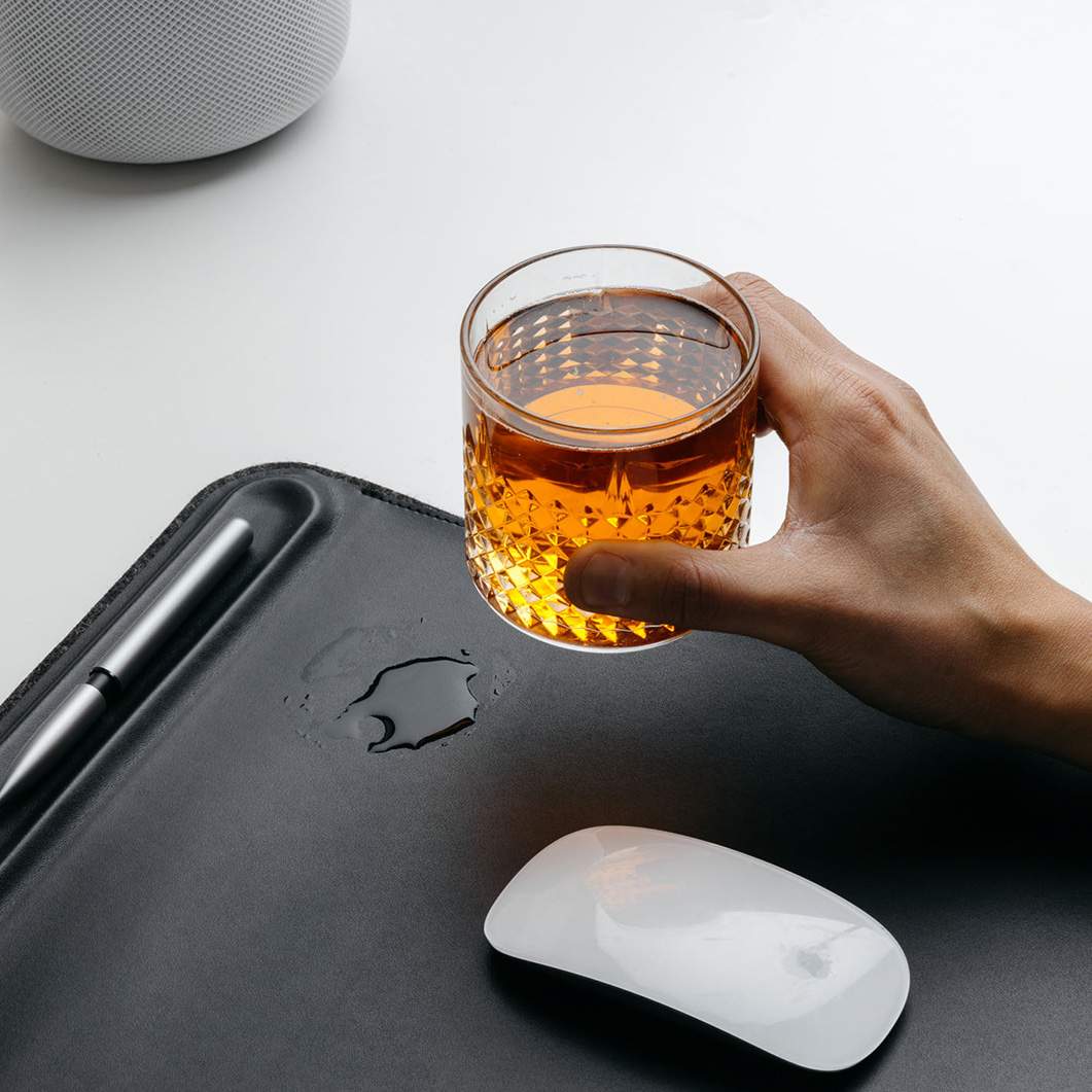 Orbitkey デスクマット Mサイズ ブラック(ブラック)：テック