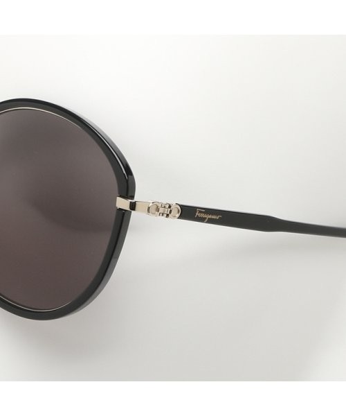 フェラガモ サングラス アイウェア レディース 57サイズ ブラック ゴールド アジアンフィット Salvatore Ferragamo SF250SA 733