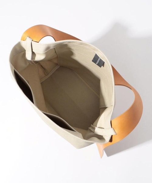 KAMARO'AN キャンバス ワンハンドルショルダーバッグ(504307430) | TOMORROWLAND GOODS(TOMORROWLAND GOODS) - MAGASEEK