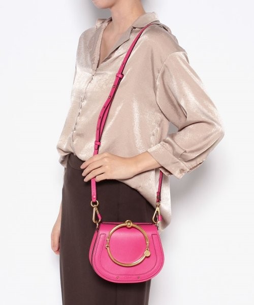 【CHLOE】クロエ ショルダーバッグ ハンドバッグ スモールブレスレットバッグ  レディース ピンク(505052886) | クロエ(Chloe) - MAGASEEK