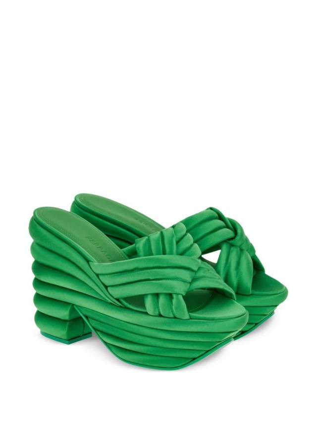 Ferragamo パデッド サンダル