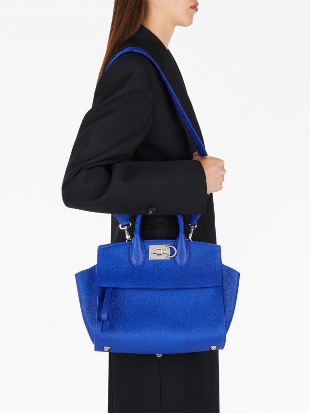 Ferragamo Studio Soft レザーハンドバッグ