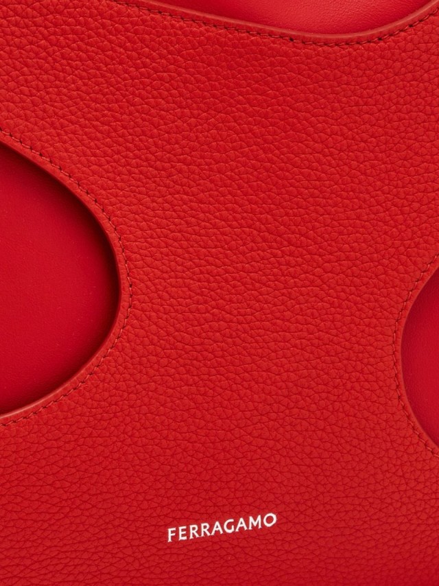 Ferragamo カットアウト ショルダーバッグ