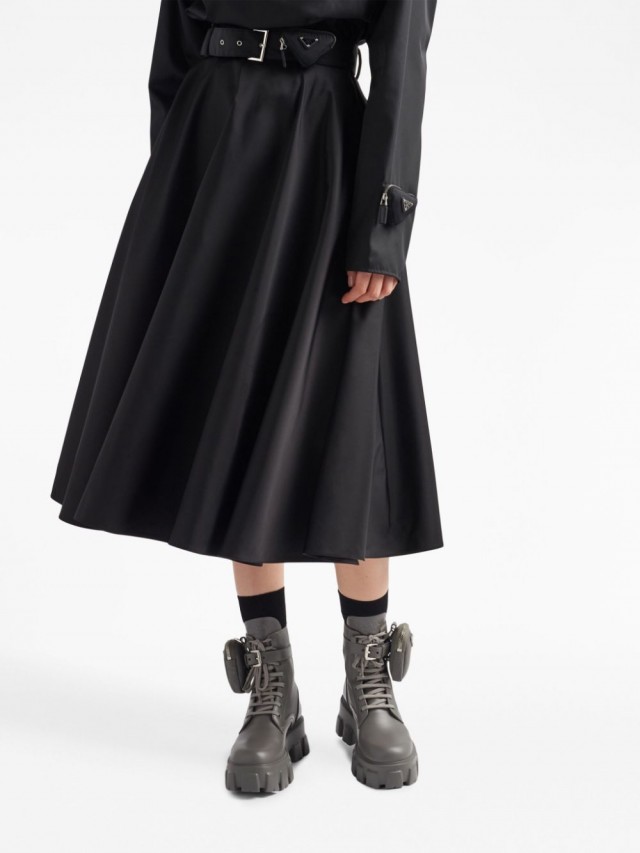 Prada モノリス アンクルブーツ