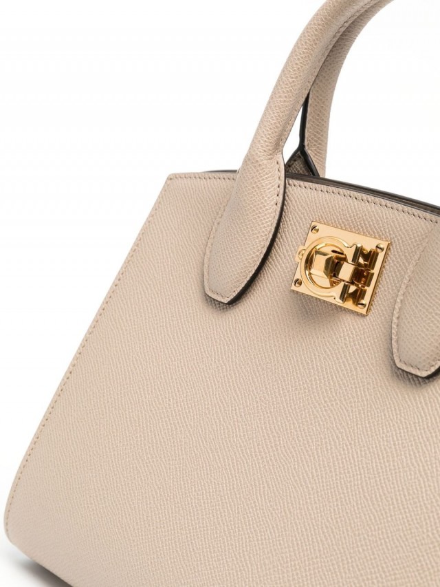 Ferragamo The Studio ハンドバッグ S