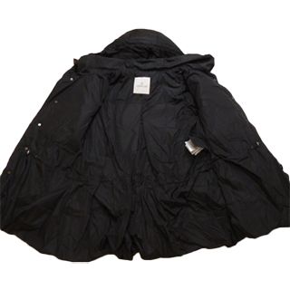 MONCLER：モンクレール　2016年秋冬新作　レディースダウンジャケット　SERRE　ブラック(999)