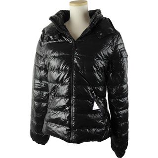 MONCLER：モンクレール　レディースダウンジャケット　BADY Jr.　ブラック(999)