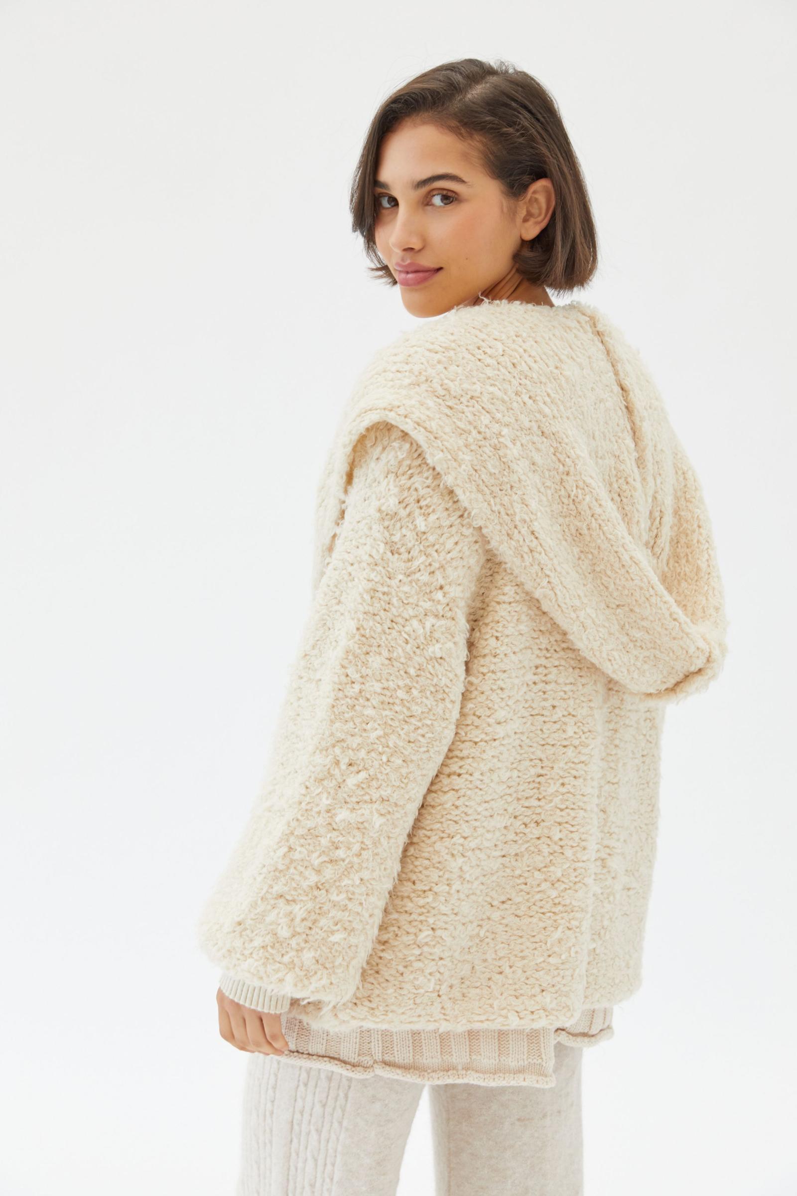 Kimchi Blue Darlene シャギーカーディガン | Urban Outfitters 日本
