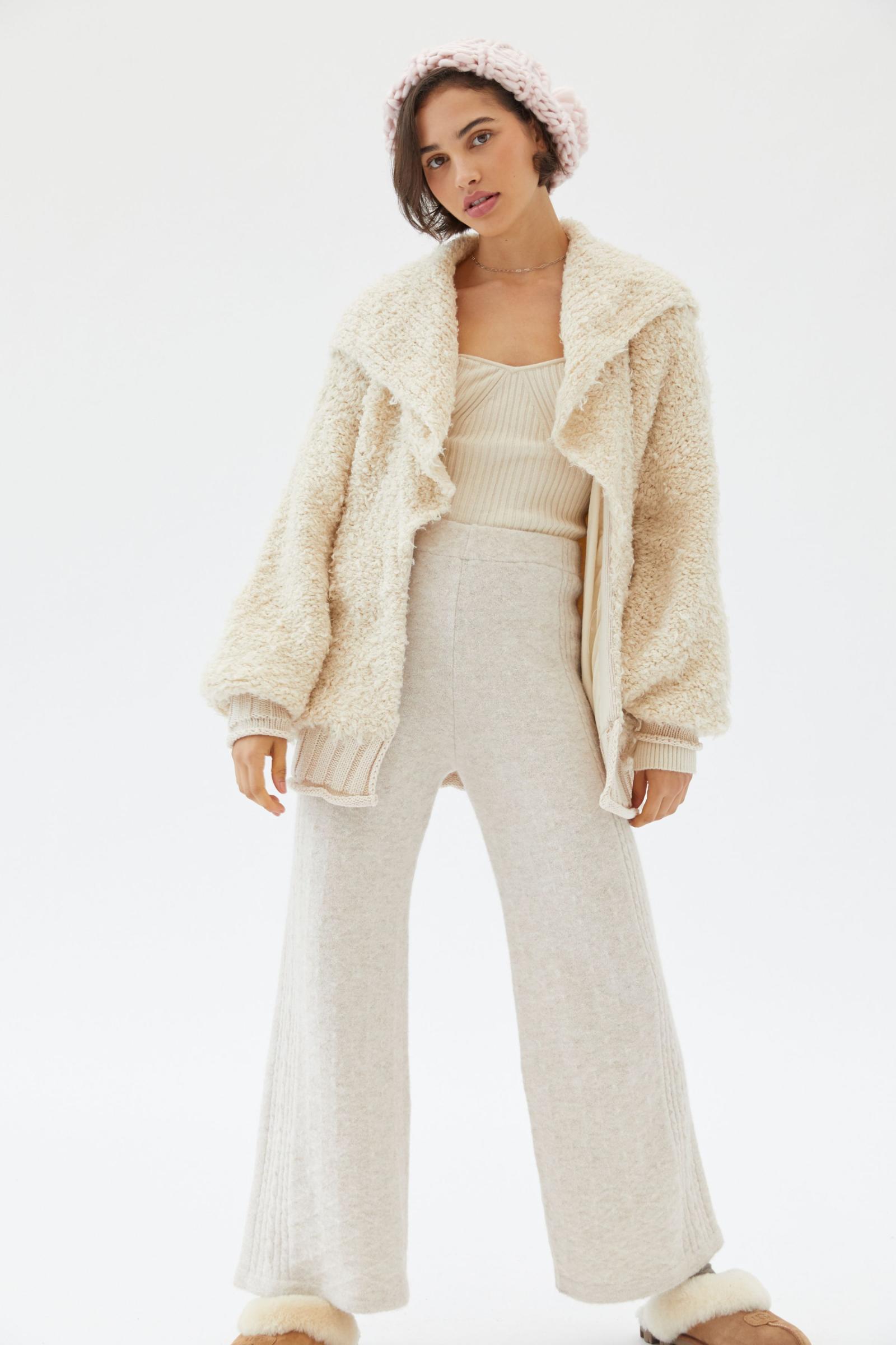 Kimchi Blue Darlene シャギーカーディガン | Urban Outfitters 日本