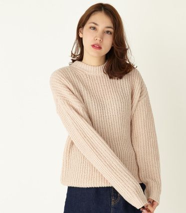 Rib stitch middleneck knit