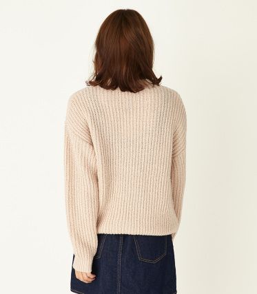 Rib stitch middleneck knit