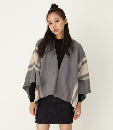 KNITTING CAPE