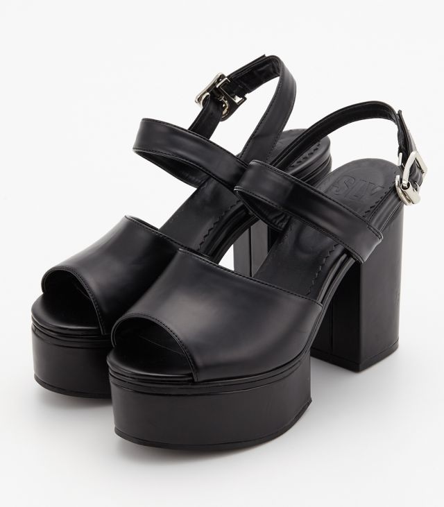 SLY CHUNKY HEEL STRAP SANDAL