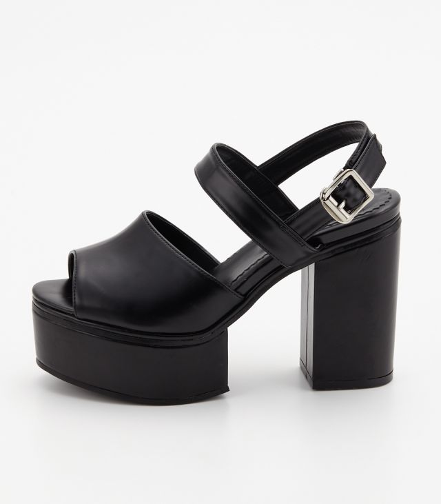 SLY CHUNKY HEEL STRAP SANDAL