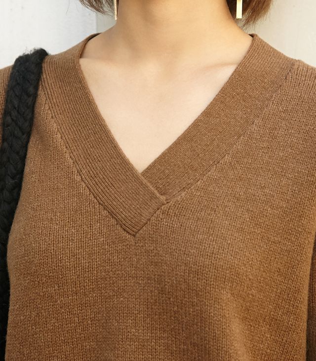 SLY LOOSE V NECK MG TOPS