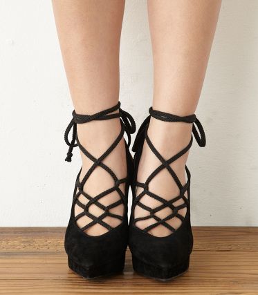 LACE UP BACK OPEN PUMPS BLK