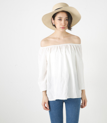 【MOUSSY/マウジー】オフショルダーソリッド トップス｜シェルター公式通販サイト｜SHEL'TTER WEB STORE