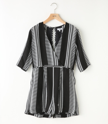 【SHEL’TTER SELECT/シェルターセレクト】【LUCCA COUTURE】SURPLICE ROMPERS｜シェルター公式通販サイト｜SHEL'TTER WEB STORE
