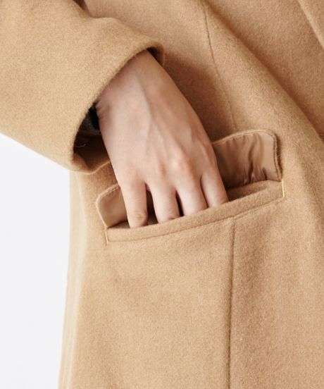 無地チェスターコート