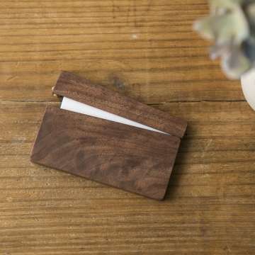 丹野雅景 木工デザイン製作所/磁石式名刺ケース ウォールナット - スタイルストア