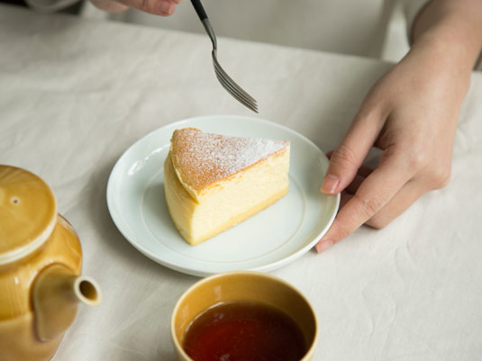 瑞々/まる皿 7寸 青白 - スタイルストア