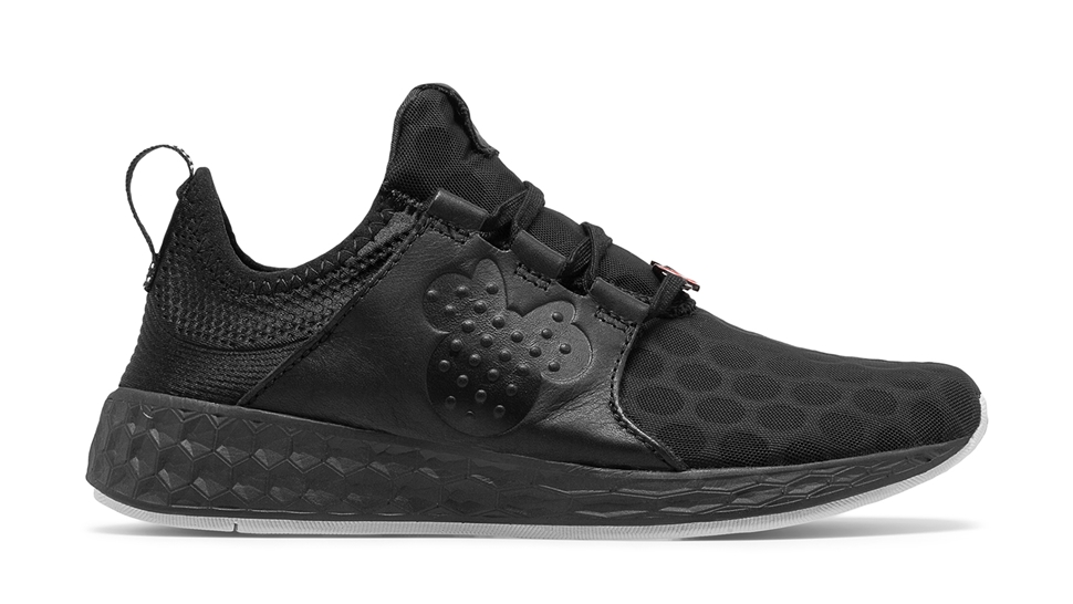 Disney Fresh Foam Cruz W MM(BLACK): シューズ|new balance|ニューバランス公式オンラインストア