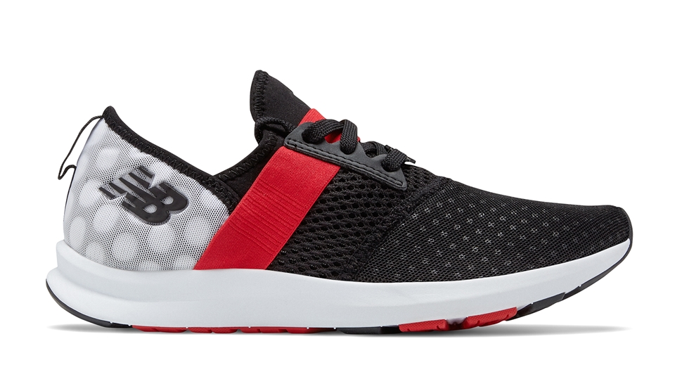 Disney Fuel Core NERGIZE MR(BLACK/RED): シューズ|new balance|ニューバランス公式オンラインストア