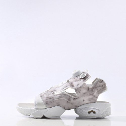 【Reebok公式通販】インスタポンプフューリー サンダル [INSTAPUMP FURY SANDAL][AUX08]｜クラシック シューズ｜リーボック オンラインショップ