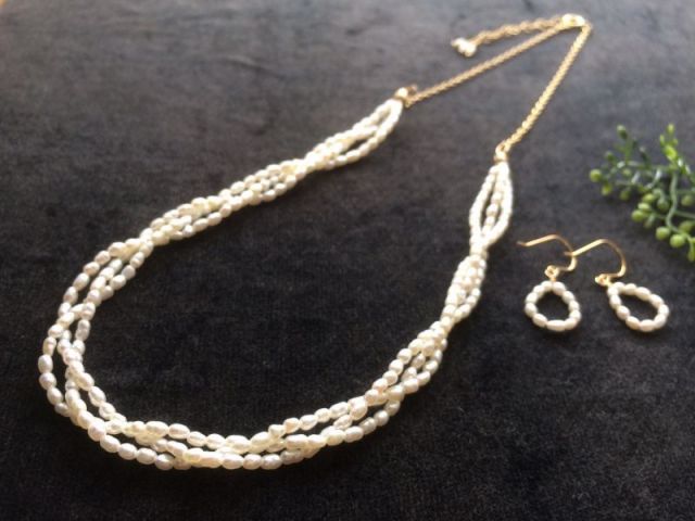 【Knit】 ベビーパール  ピアス・イヤリング - Natully