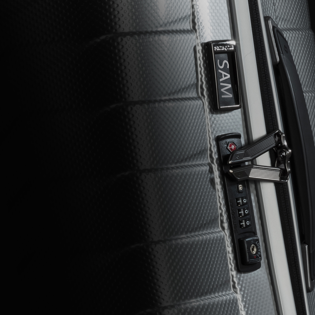 プロクシス スピナー 55 エキスパンダブル シルバー｜スーツケース、ビジネスバッグ/サムソナイト(Samsonite)公式サイト