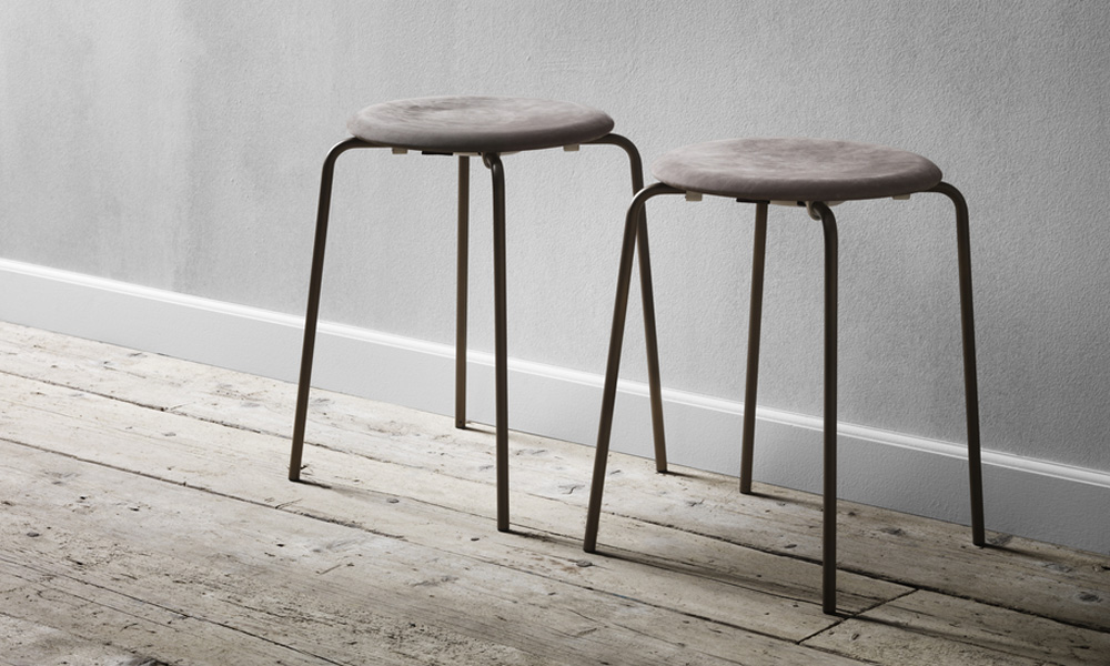 ドットスツール / ウォルナット （FritzHansen / フリッツハンセン） ｜【SEMPRE.JP】公式通販 家具・雑貨・インテリアショップのセンプレ