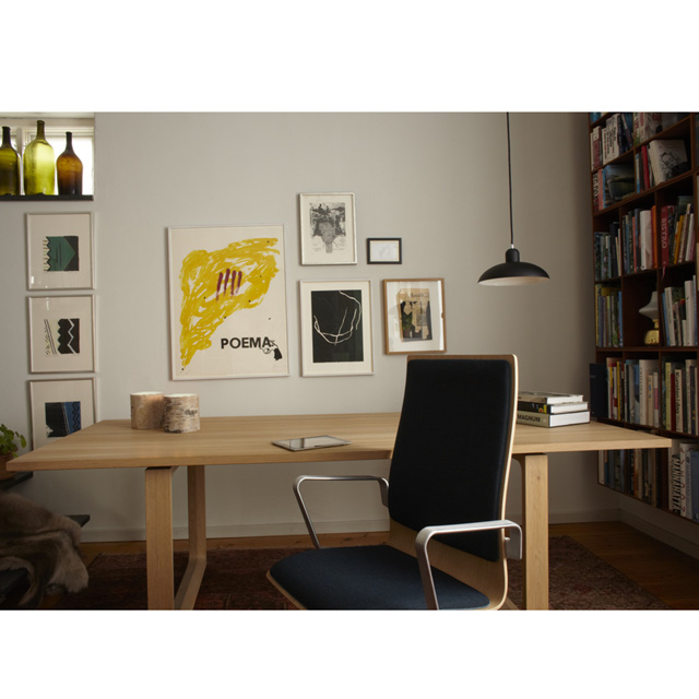 エッセイテーブル / オークCM12 （Fritz Hansen / フリッツ・ハンセン） ｜【SEMPRE.JP】公式通販 家具・雑貨・インテリアショップのセンプレ