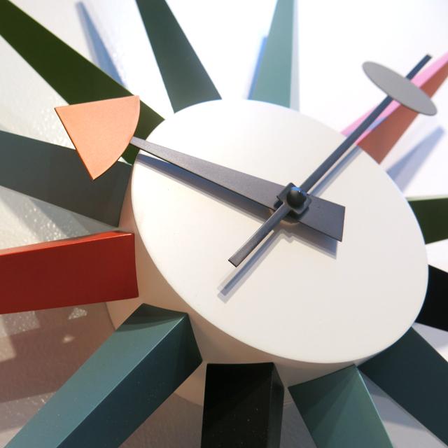 サンバーストクロック マルチ / Sunburst Clock (vitra ヴィトラ) ｜【SEMPRE.JP】公式通販 家具・雑貨・インテリアショップのセンプレ