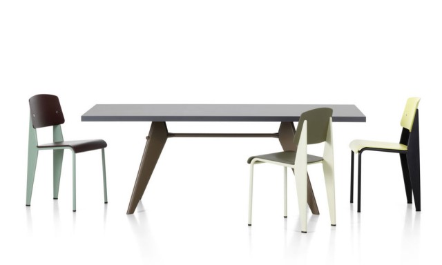 スタンダードチェア SP / チークブラウン×エクリュ (vitra ヴィトラ)	 ｜【SEMPRE.JP】公式通販 家具・雑貨・インテリアショップのセンプレ