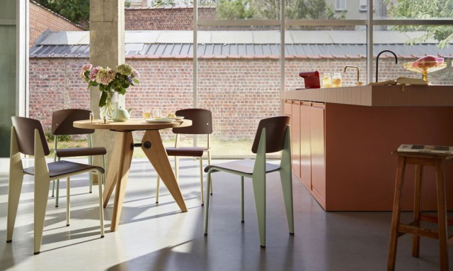 スタンダードチェア SP / マロン×ミント (vitra ヴィトラ)	 ｜【SEMPRE.JP】公式通販 家具・雑貨・インテリアショップのセンプレ