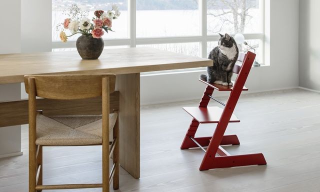 トリップ トラップ / ウォームレッド  (Tripp Trapp・Stokke / ストッケ) ｜【SEMPRE.JP】公式通販 家具・雑貨・インテリアショップのセンプレ