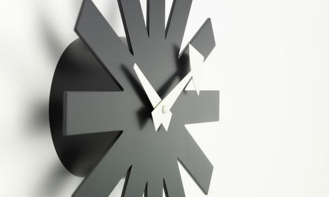 アスタリスククロック ブラック Asterisk Clock / ネルソンクロック (vitra ヴィトラ) ｜【SEMPRE.JP】公式通販 家具・雑貨・インテリアショップのセンプレ