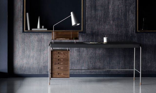 AJ52 ソサイエティ・テーブル / 140×70cm ウォルナット材 オイル仕上げ leather groupF (Carl Hansen & Son / カールハンセン＆サン) ｜【SEMPRE】公式通販 家具・雑貨・インテリアショップのセンプレ