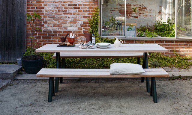 オーバーラップ ベンチ 200cm ハンターグリーン / Overlap bench (SKAGERAK / スカゲラック) ｜【SEMPRE】公式通販 家具・雑貨・インテリアショップのセンプレ