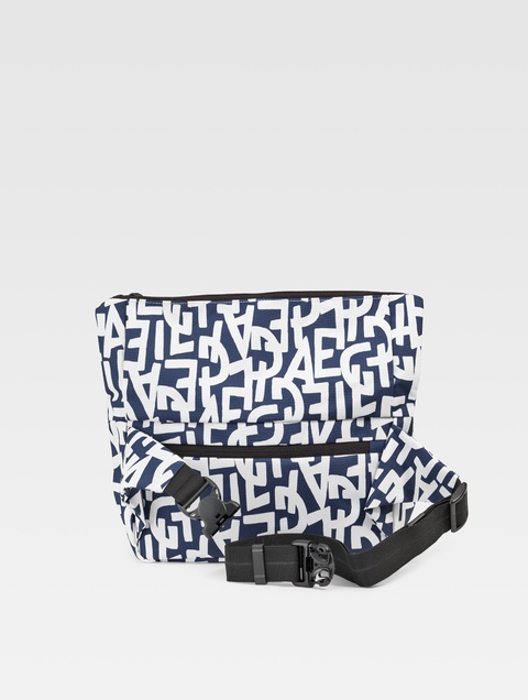 ユニセックス 『pacsafe x AIGLE』バンジョイ キャンバス ショルダー ZNHN052  -  AIGLE（エーグル）公式オンラインショップ