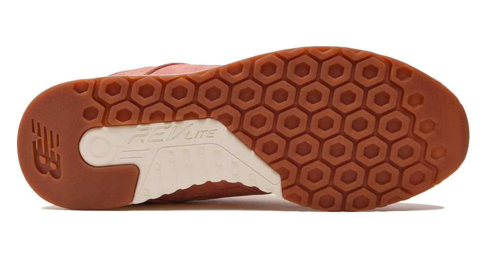 MRL247 CR(COPPER ROSE): シューズ|shop new balance|ニューバランス公式ショップ