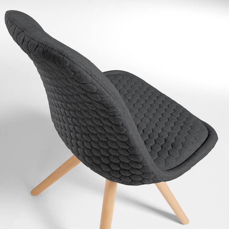 LARS Chair natural wood quilted fabric dark grey【4脚セット】 | 商品カテゴリー,チェア | LaForma Japan