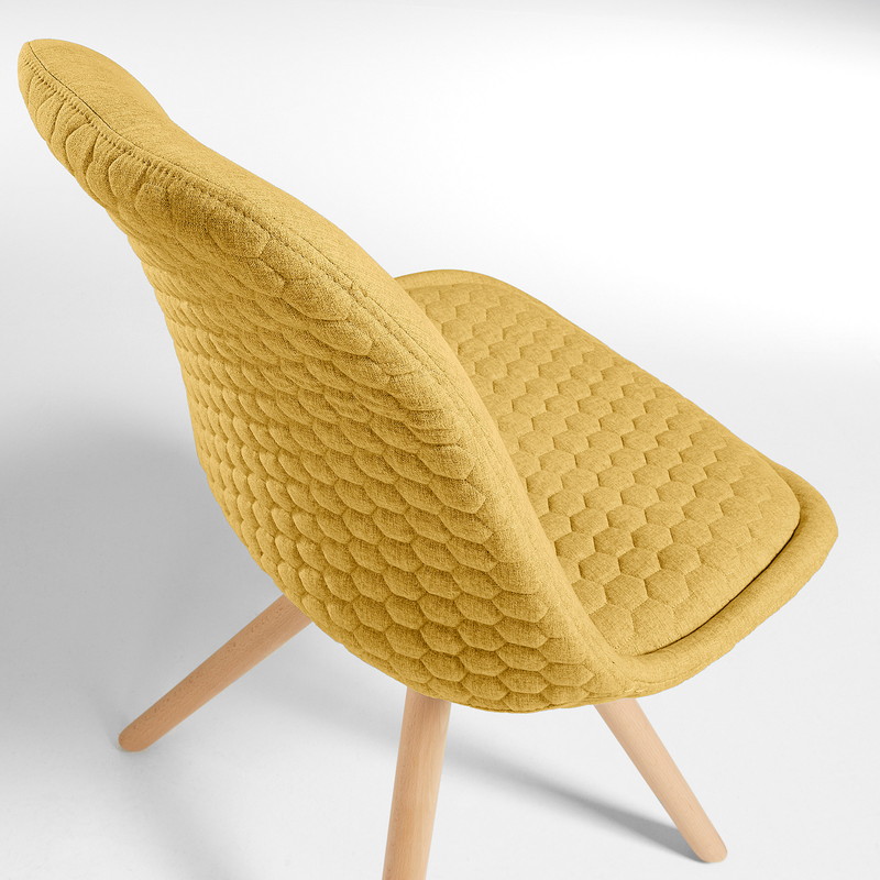 LARS Chair natural wood quilted fabric mustard【4脚セット】 | 商品カテゴリー,チェア | LaForma Japan