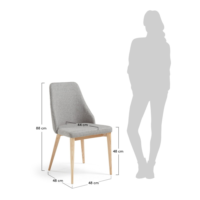 ROXIE Chair natural wood quilted fabric light grey【2脚セット】 | 商品カテゴリー,チェア | LaForma Japan
