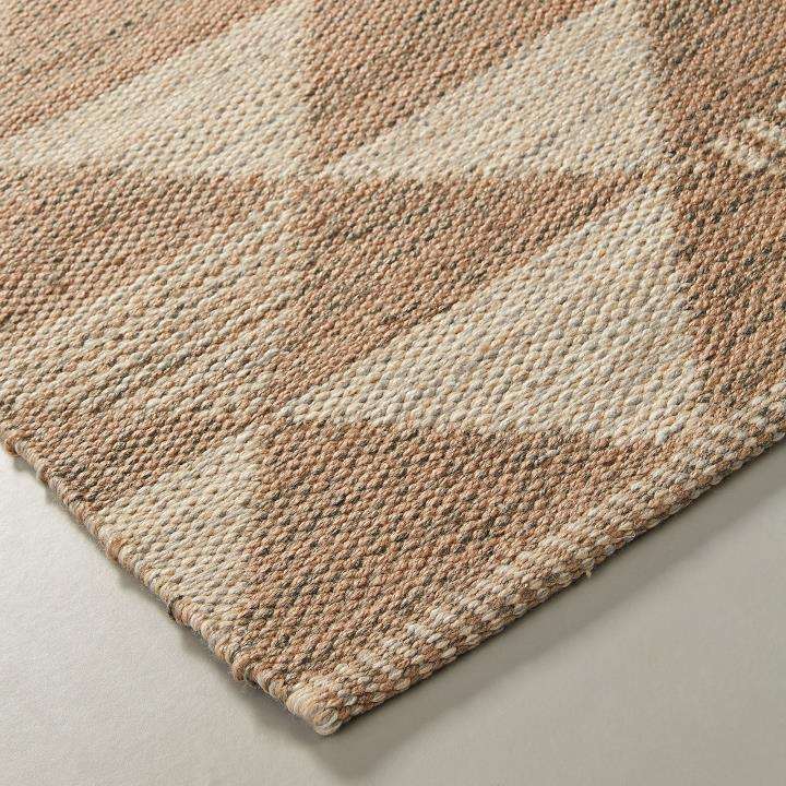 ASSOUEL Rug Pet recycled 130x190 beige | 商品カテゴリー,ホームテキスタイル | LaForma Japan