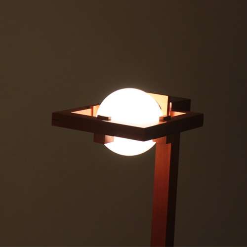 Frank Lloyd Wright（フランクロイドライト)「ROBIE 1 MINI FLOOR（ロビー)」|フロアスタンド|照明器具|yamagiwa Online Store