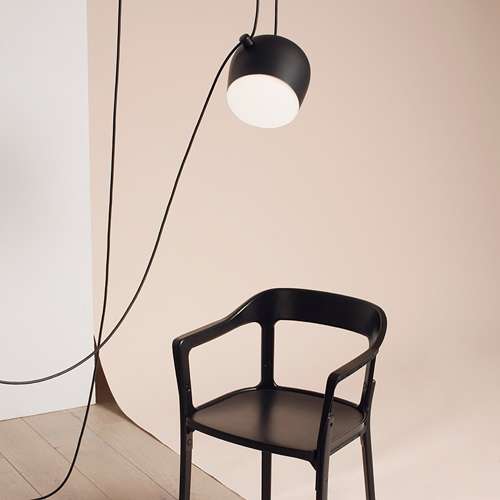【8月上旬入荷予定】FLOS(フロス)「AIM(エイム)」ブラック【要電気工事】[756AIM/BLK] | フロス | ペンダントライトの通販「ヤマギワオンラインストア」