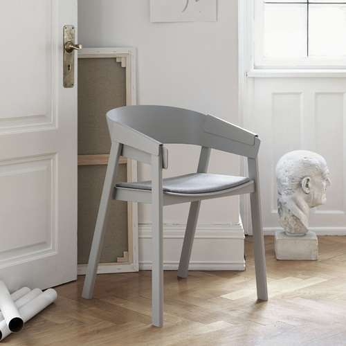 MUUTO(ムート) COVER CHAIR グリーン | チェア（北欧系） | 家具の通販「ヤマギワオンラインストア」