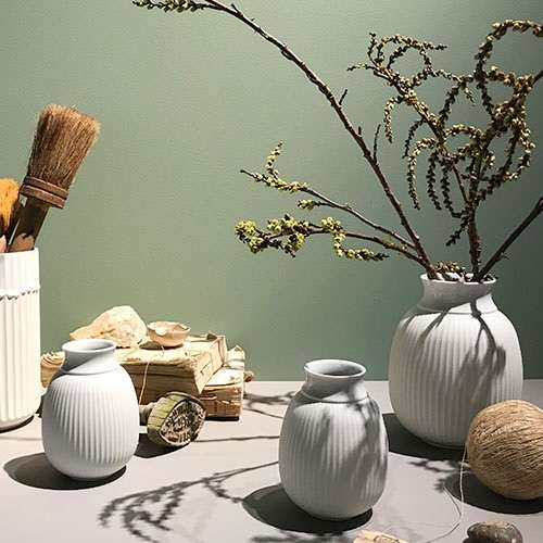 Lyngby Porcelaen(リュンビューポーセリン)「Curve Vase(カーブベース) 12.5cm」 | 花器 | インテリア雑貨の通販「ヤマギワオンラインストア」